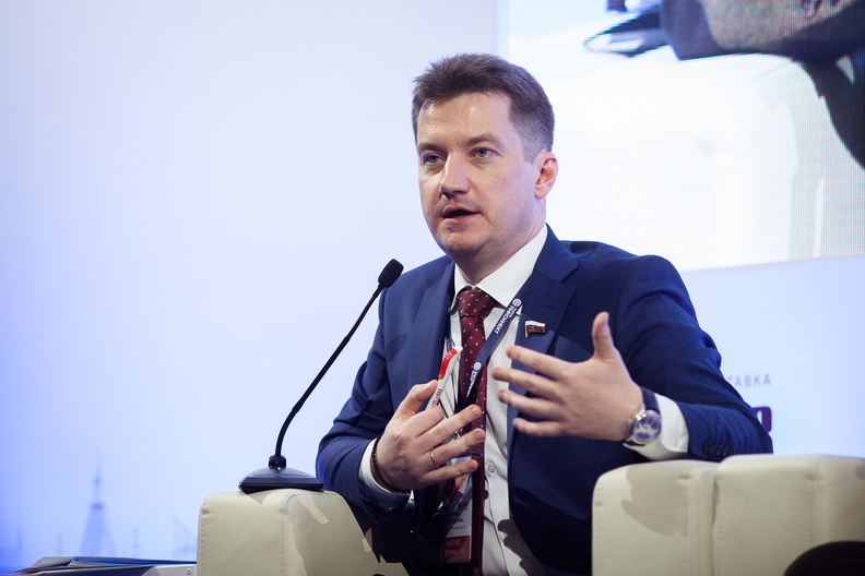 Система закупок должна содействовать воплощению национальных проектов в&nbsp;жизнь, не&nbsp;тормозить их&nbsp;реализацию