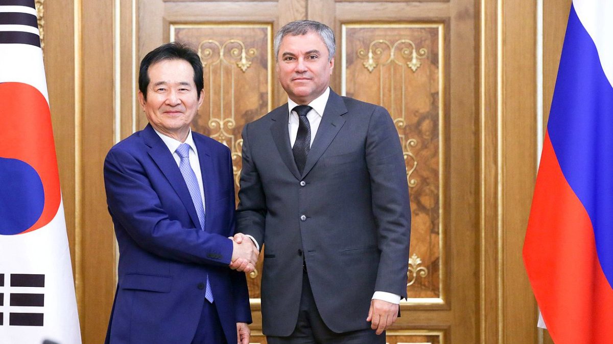 Володин предложил провести совместный форум с&nbsp;Южной Кореей по&nbsp;цифровой экономике