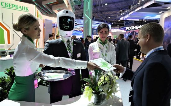 Сбербанк и Microsoft займутся обучением роботов