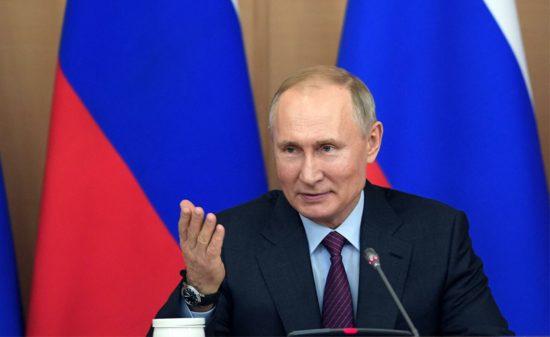 Президент поручил создать цифровую платформу прогнозирования потребности регионов в профессиональных кадрах